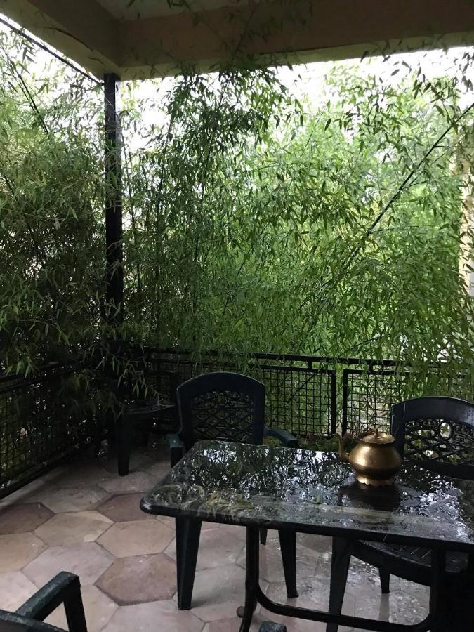 Marinas Guesthouse Kobuleti ภายนอก รูปภาพ