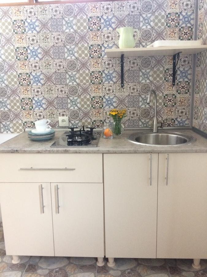 Marinas Guesthouse Kobuleti ภายนอก รูปภาพ